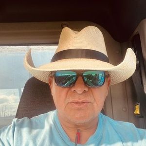 Meet your Posher, Albert